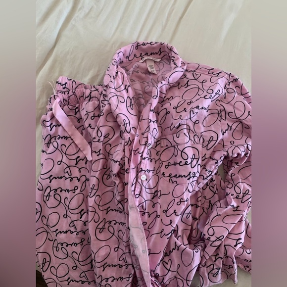 Victoria's Secret Pink Pajama Set - Picture 2 of 3